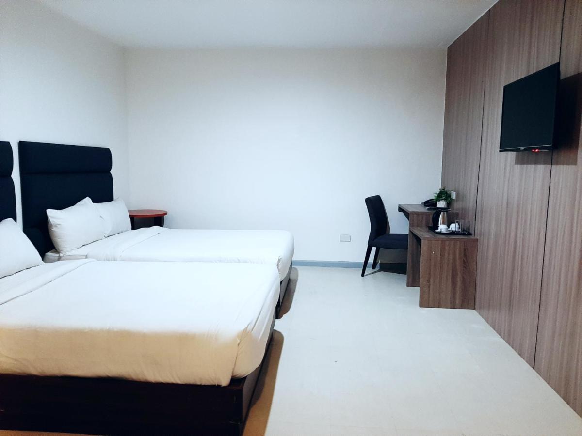 Anex Near Us Embassy Hotel 3*
